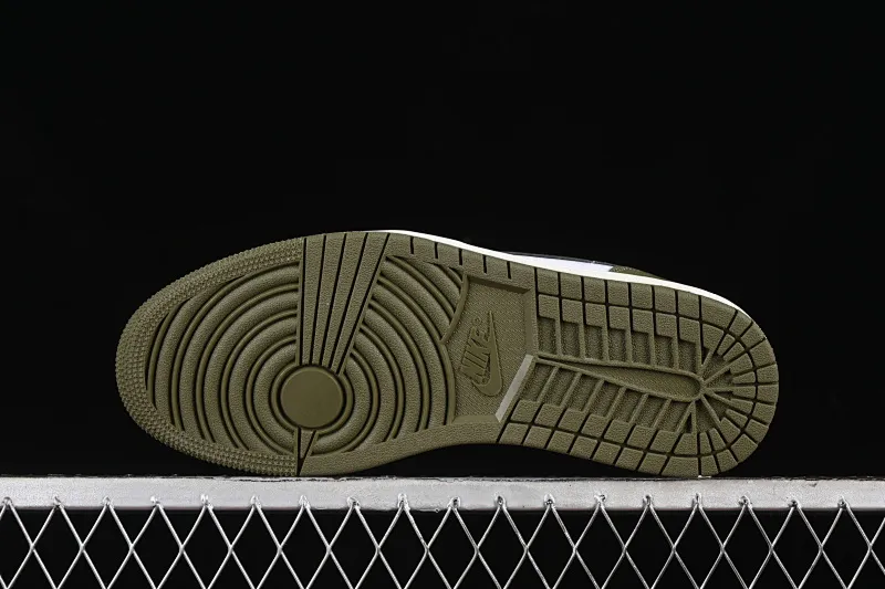 All categories Air Jordan Jordan series basketball shoes Air Jordan 1 Low Air Jordan 1 Low "Medium Olive" AJ1 Joe 1 olive green low-top cultural and casual sneakers 553558-092
